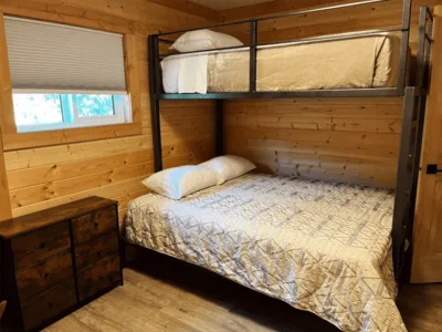 Cozy Cabin Room